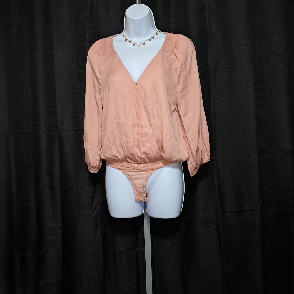 Chic Rose Gold Long Sleeve Bodysuit